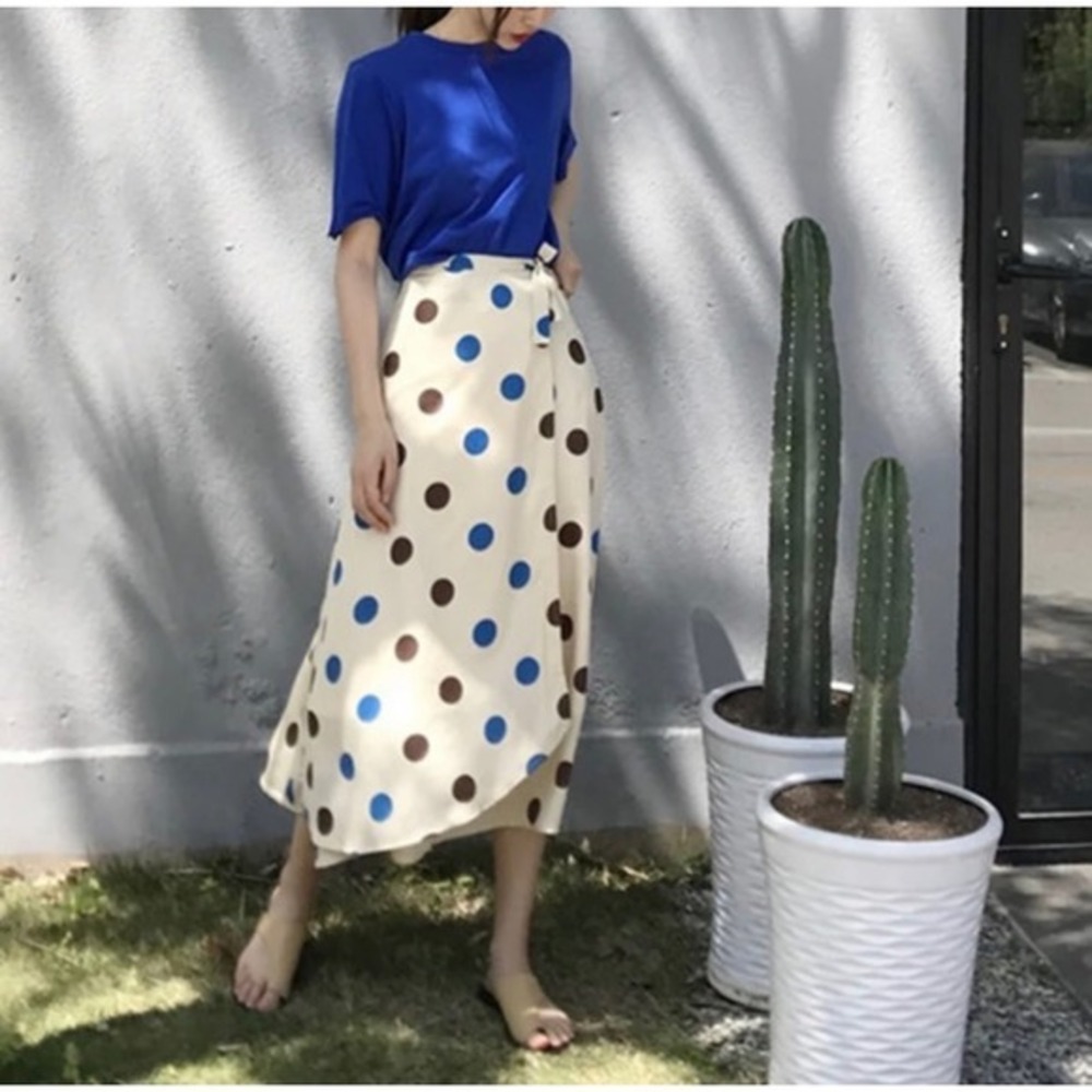 Women Casual blue Polka Dot T‎ Shirt with Asymmetrical Midi Wrap Skirt set new
